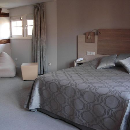 Hostellerie Au Cygne Wissembourg Bagian luar foto