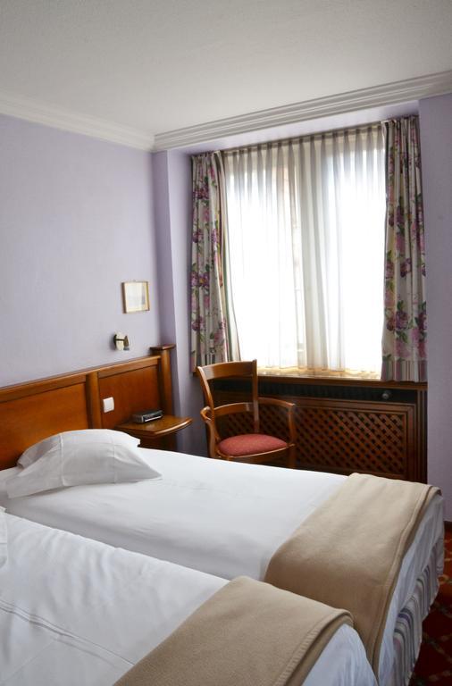 Hostellerie Au Cygne Wissembourg Bagian luar foto