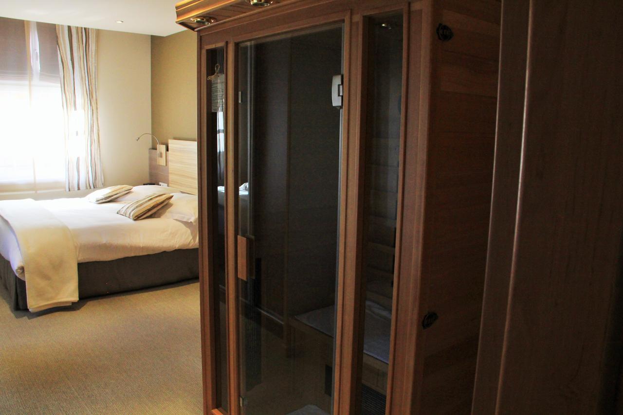 Hostellerie Au Cygne Wissembourg Bagian luar foto