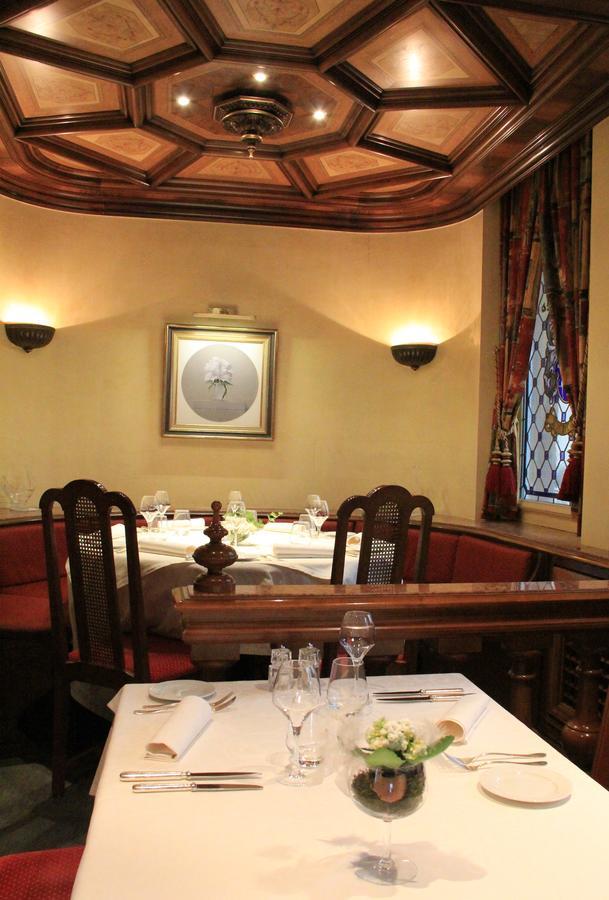 Hostellerie Au Cygne Wissembourg Bagian luar foto