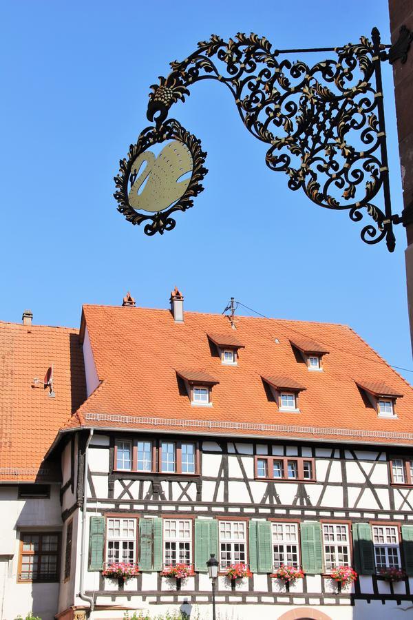 Hostellerie Au Cygne Wissembourg Bagian luar foto