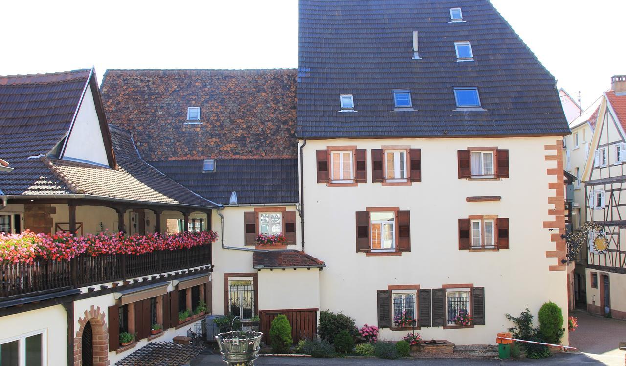 Hostellerie Au Cygne Wissembourg Bagian luar foto