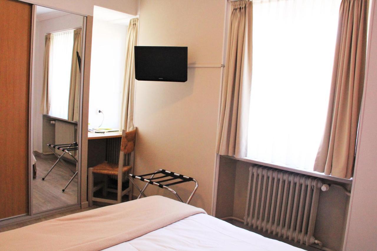 Hostellerie Au Cygne Wissembourg Bagian luar foto